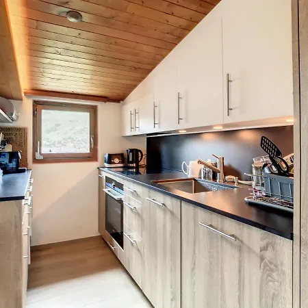 Arolla 8 * וורבייה